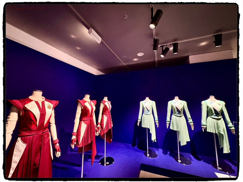 ネビュラロマンス前後篇や万博の衣装