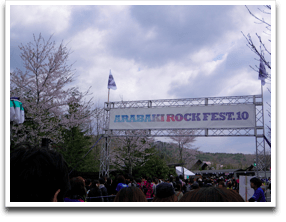 ��N����ܕς��񂯂ǁA���N�̓�����I