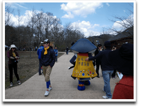 ���܂��܌��������ނ��ъۂ̃o�b�N�V���b�g