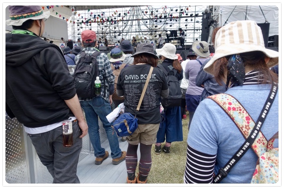 �f���B�b�h�E�{�E�C�s�V���c�̂��˂��[���񂪂����̂Ō�납��p�V����