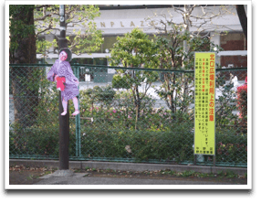 �|������H