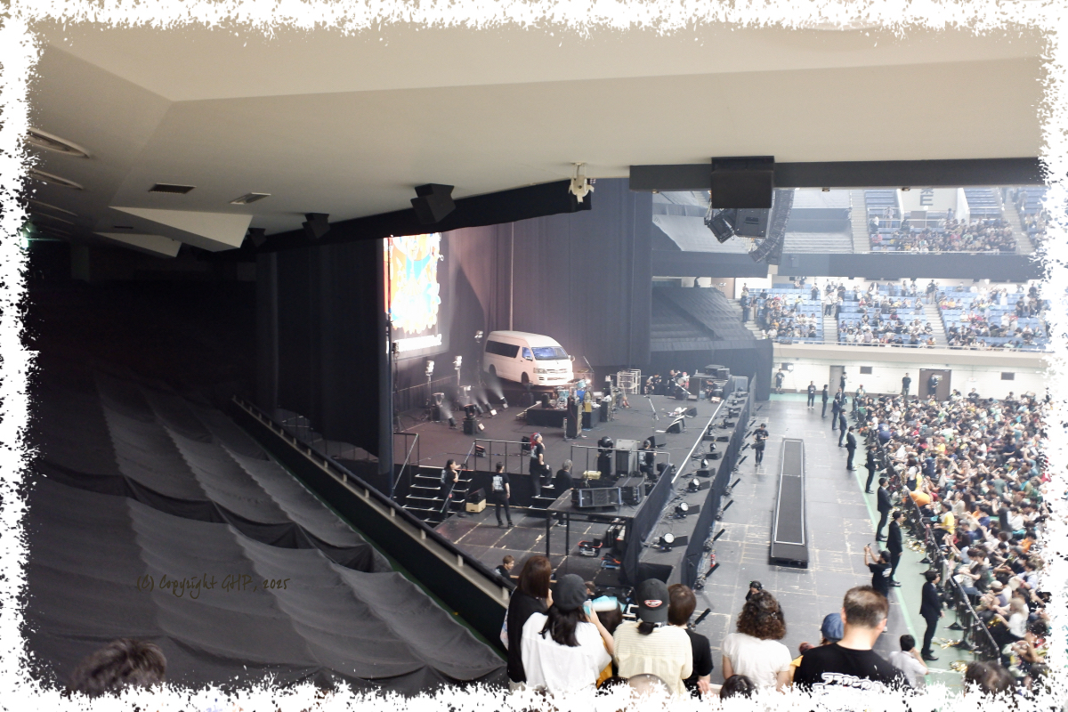 終演後だけど、ハイエース