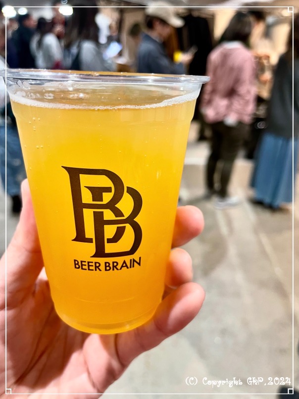 BEER BRAIN BREWERYのGOD ONLY KNOWS（WHITE CACAO ALE）