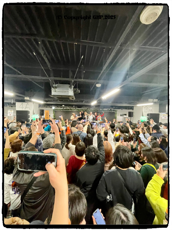 全員でフリートーク後の撮影タイム