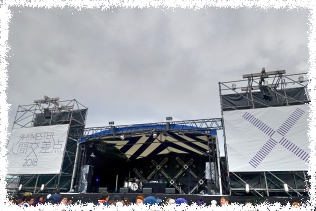 �J�~��O�ɎB�����ʐ^