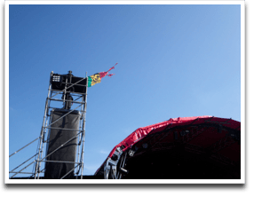 ���N���͂��߂�NO YOUNG NO CRY