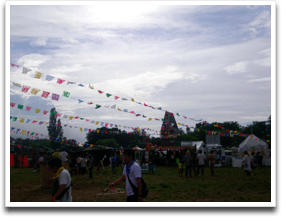 RAINBOW SHANGRI-LA�o�Ă���