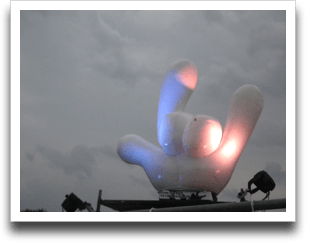 ���f�J���邪�~�܂��Ă�