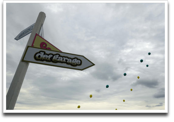 ���N�͕��D���グ���Ă���