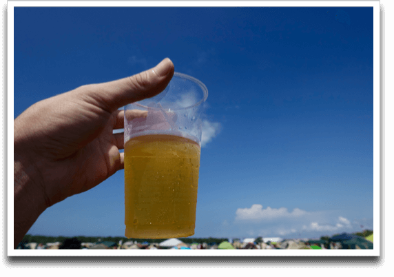 �e���g�߂�܂łɂ����ԓۂ񂶂�������ǁA�r�[���I