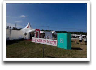 ����B����RSR MAKE UP BOOTH