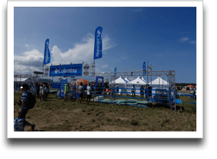 ����B����Columbia�u�[�X