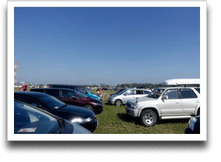 �s�񂪉����E�E�E