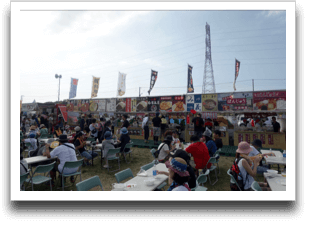 �Ȃ�ƊE�G�́A�������l�������ς�