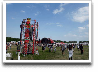 ������݃g�[�e���|�[����RED STAR FIELD