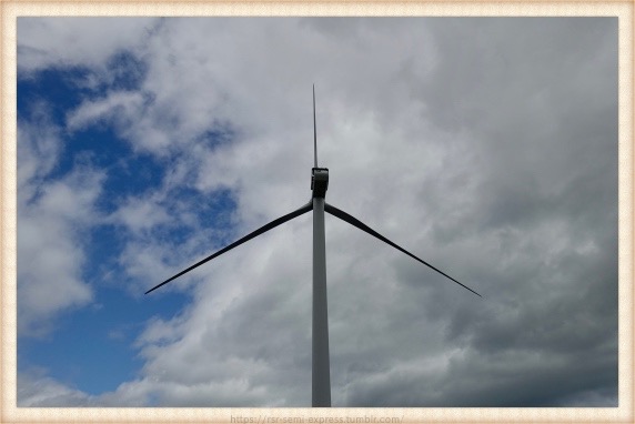 青空が見えてきた風車！