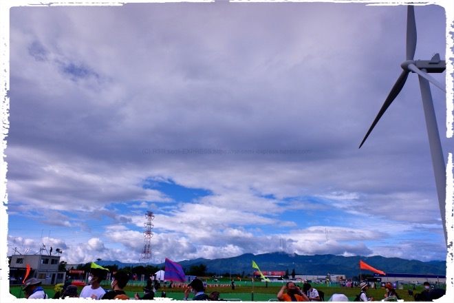 青空がチラチラ見え始める