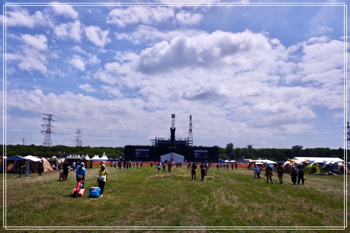 ご覧。アレがサンステだよ