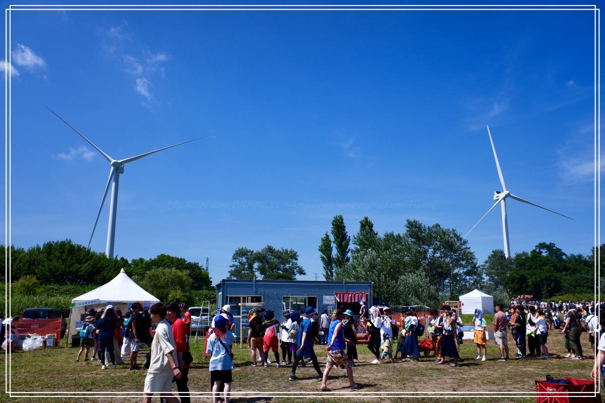 大行列なKAMOMEと祭さんブース