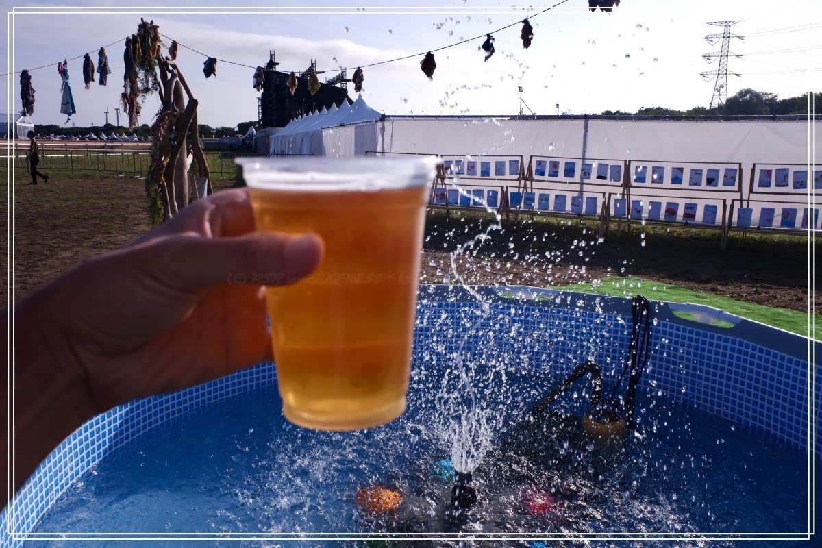 朝６時に噴水でビールというパリピな背徳