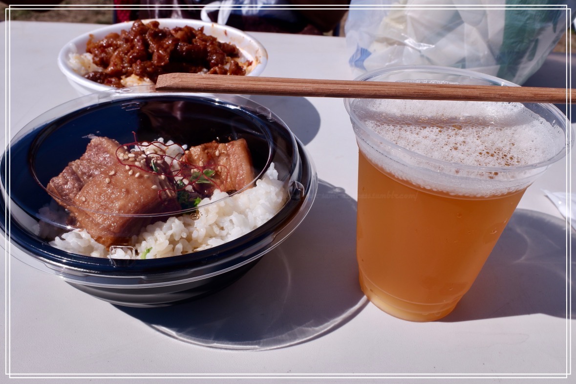 角煮丼とクラフトビール