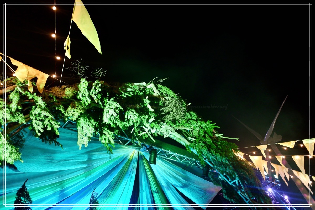 深夜のHygge。この色合いはLAUSBUBっぽいなぁと