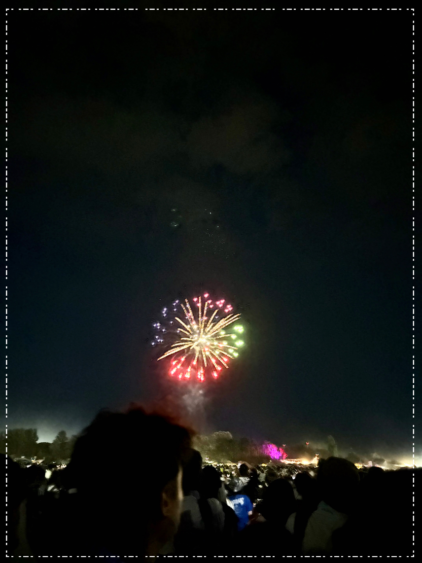 iPhone16で撮った花火１