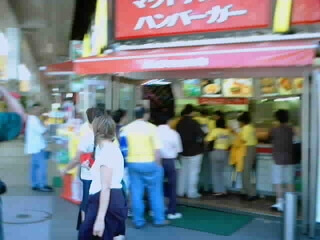 �s���ڂ����Ă�i�ꊾ�j���ǁA�}�N�h�i���h�ɋl�߂�����ٍ��l�̐}